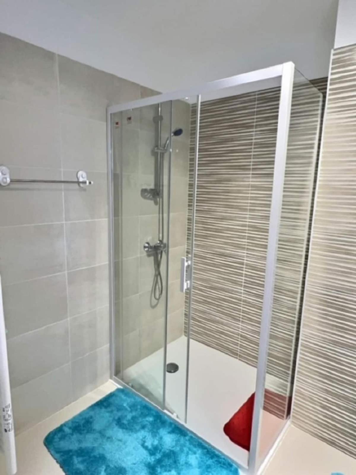 A 150M De La Plage - Coquet Appartement Pour 4 Personnes Виас Экстерьер фото