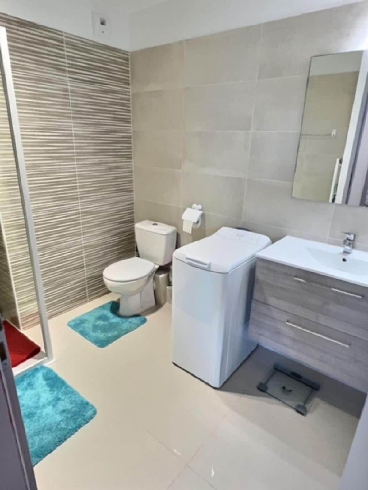A 150M De La Plage - Coquet Appartement Pour 4 Personnes Виас Экстерьер фото